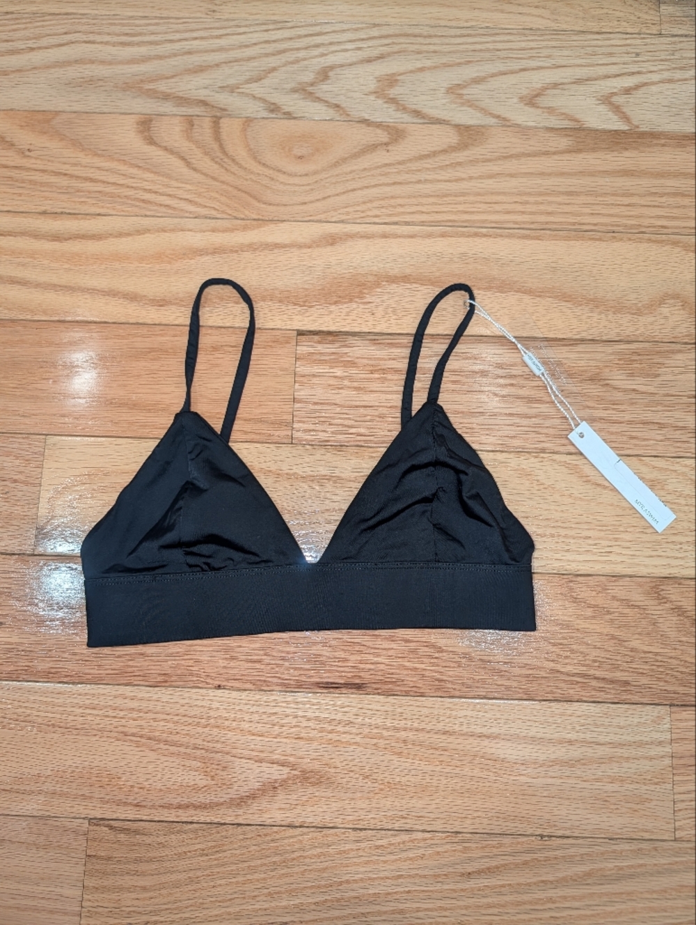 BB7. NWT MYRA SWIM LEVI BIKINI TOP
